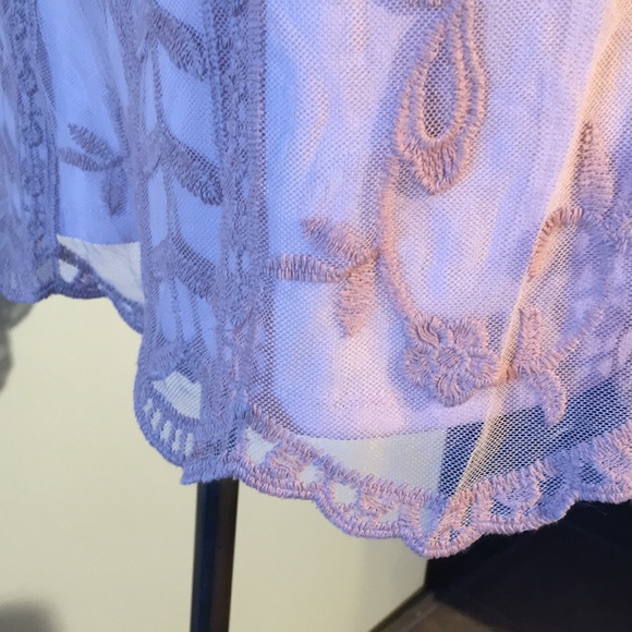 Socialite Plunging Lace Jumpsuit - Picture 7 of 8